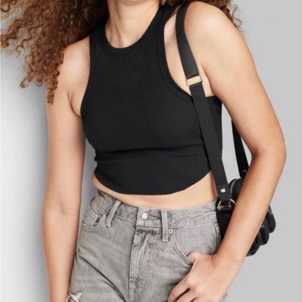 NWT Wild Fable Junior's Ribbed Cropped Tank Top Black Size S Curved Hem pack of